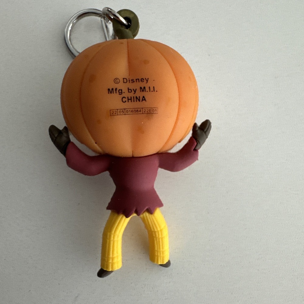 Disney Nightmare Before Christmas Pumpkin King Keychain - Picture 6 of 7